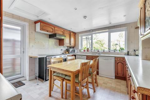 37 Mortimer Crescent, Worcester Park, KT4 7QL
