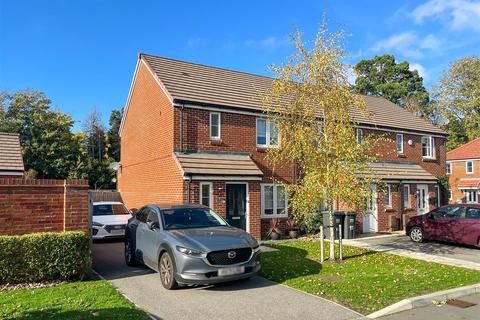 3 bedroom end of terrace house for sale - Taylor Close, Waterlooville