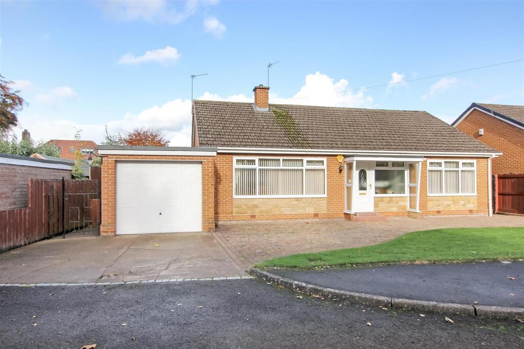 Blackwell Close, Darlington 3 bed detached bungalow for sale £355,000