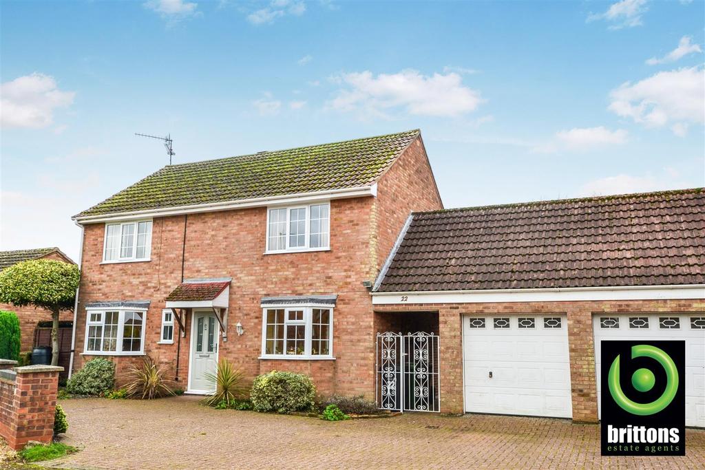 Coniston Close, South Wootton 4 bed detached house for sale £425,000