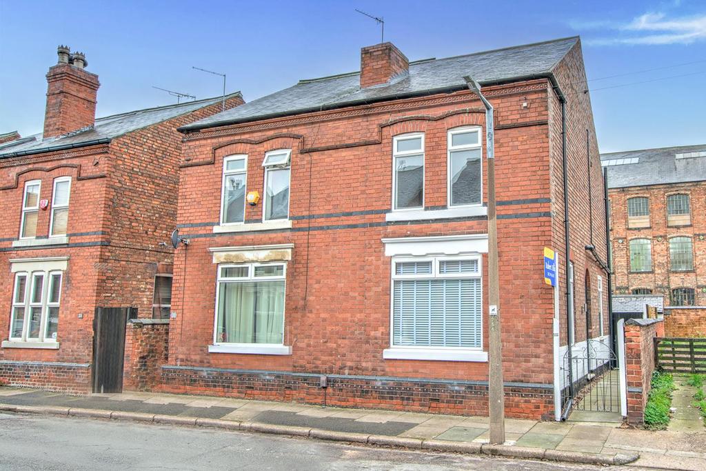 Walton Street, Long Eaton 3 bed semidetached house for sale £210,000