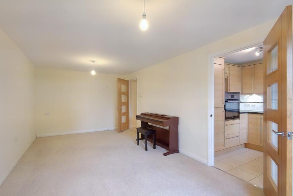 8527061-interior17 (Medium).jpg