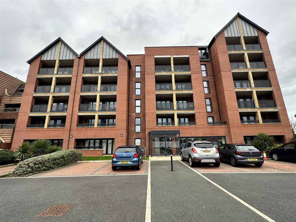 Orchid Court, South Promenade, Lytham St Annes 2 bed retirement