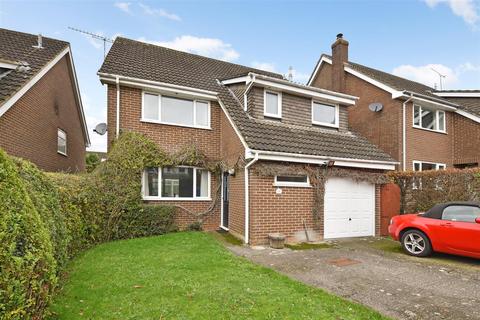 19 Bicester Close, Whitchurch, RG28 7HE