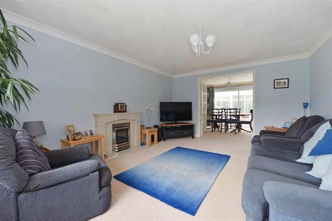 19 Bicester Close, Whitchurch, RG28 7HE