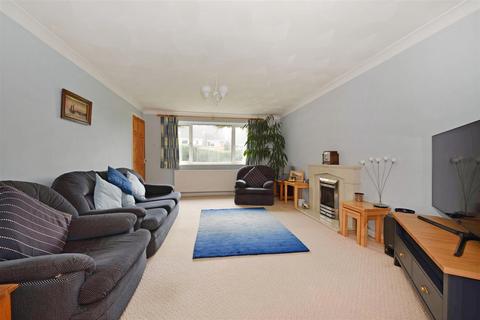 19 Bicester Close, Whitchurch, RG28 7HE
