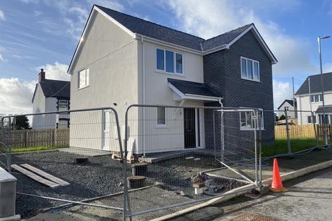 4 bedroom detached house for sale - Llys Eilian, Llanfairpwllgwyngyll