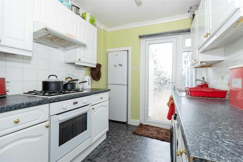 8 Slindon Road, Worthing, BN14 9LJ