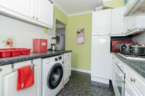 8 Slindon Road, Worthing, BN14 9LJ