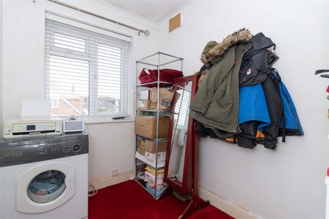 8 Slindon Road, Worthing, BN14 9LJ