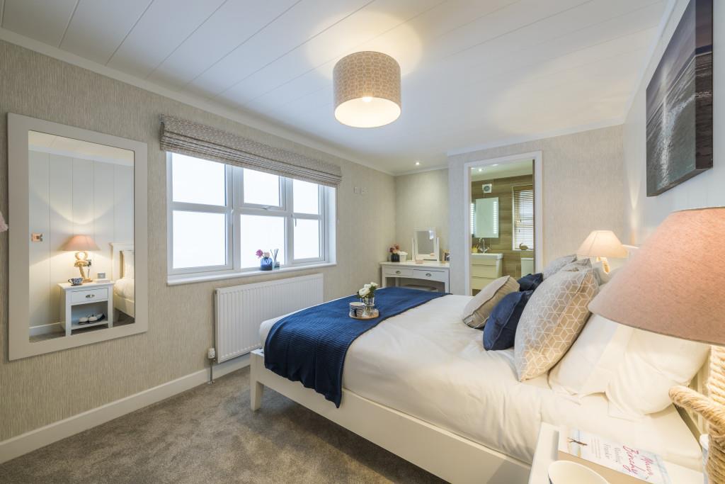 Wessex-Classic-Master-Bedroom-1.jpg