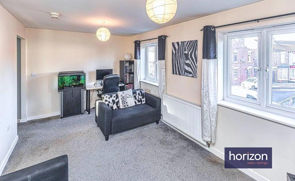 Clough Close, Middlesbrough, TS5 2 bed flat £600 pcm (£138 pw)