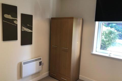 2 bedroom flat for sale, Roxbrough Court, Brookdale Avenue Ossett, Wakefield