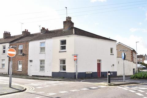3 bedroom end of terrace house for sale - Eastbourne Road