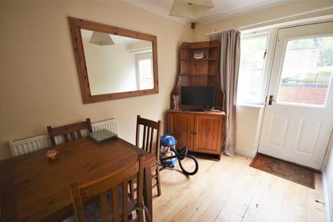 3 bedroom semi-detached house for sale - Winscar Croft, Gornal