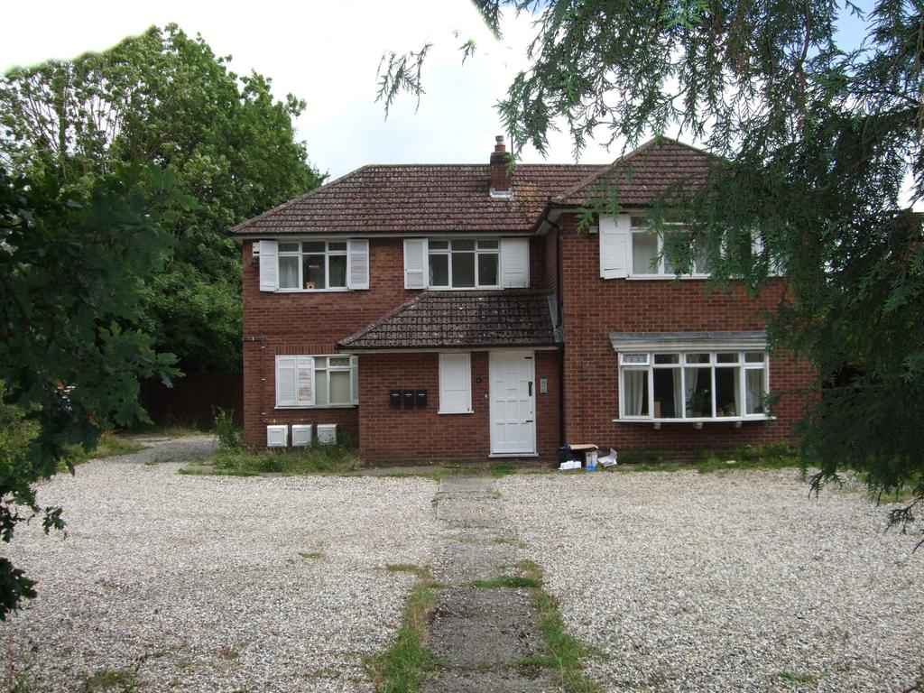 Shinfield Road, ReadIng, BerkshIre, RG2 1 bed flat to rent £750 pcm