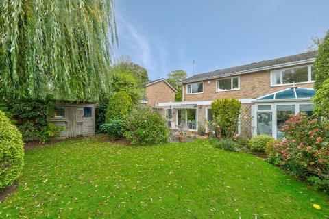 40 Dorridge Road, Dorridge, Solihull, B93 8BT