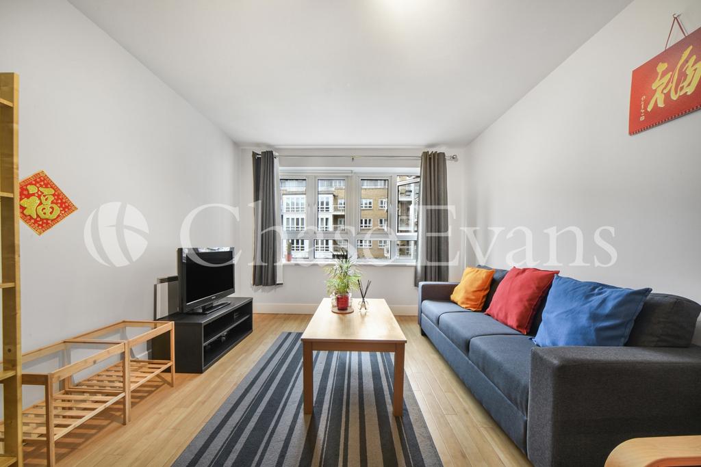 St Davids Square, Docklands, London E14 1 bed apartment £1,777 pcm (£410 pw)