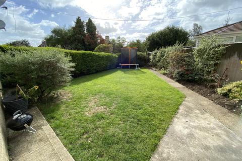 9 Avon Close, Bradford-on-avon, BA15 1JJ