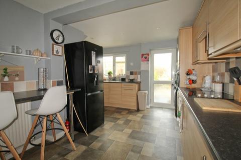 3 bedroom end of terrace house for sale - Sycamore Grove, Trowbridge