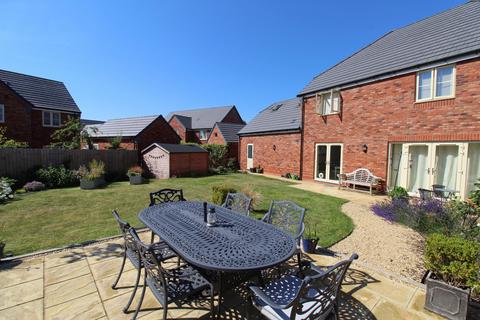 1 Centenary Close, Hilperton, Trowbridge, BA14 7XG