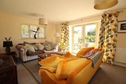 1 Centenary Close, Hilperton, Trowbridge, BA14 7XG