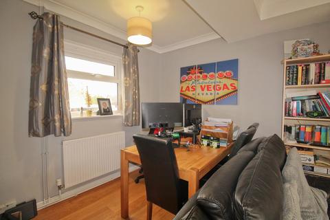 29 Queens Road, Trowbridge, BA14 8NH