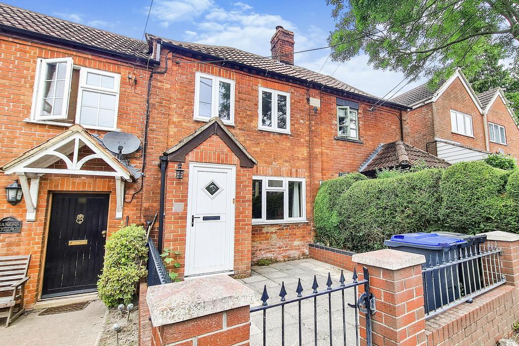 Westbury Road, Edington 2 bed terraced house for sale £175,000
