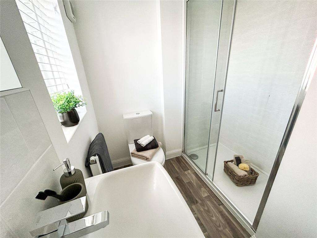 Ensuite