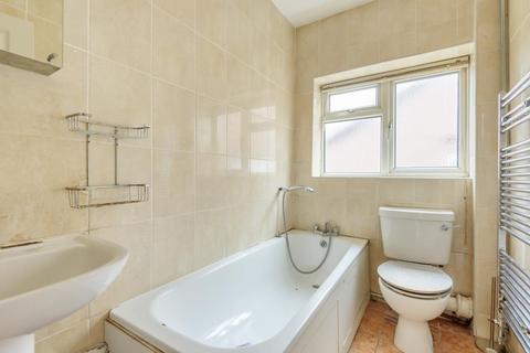 8 Claire Gardens, Stanmore, HA7 4EH