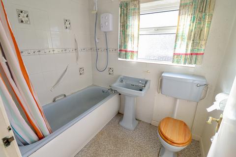 6 Ambleside Road, Bath, BA2 2LR