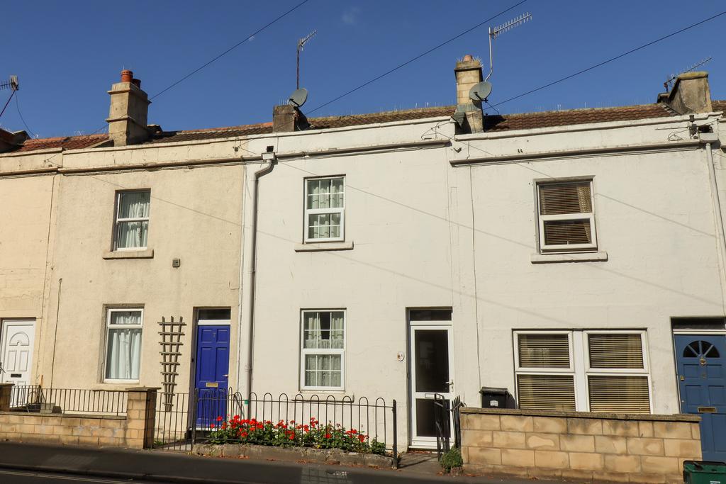 Brougham Hayes, Oldfield Park, Bath, BA2 3 bed terraced house £320,000