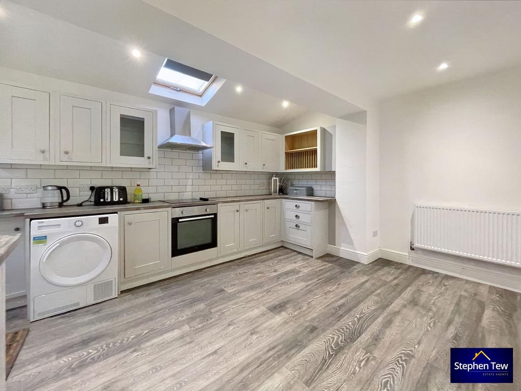 Keswick Road, Blackpool, FY1 3 bed end of terrace house £135,000