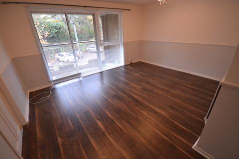 2 bedroom flat to rent - York Road, Trinity, Edinburgh, EH5