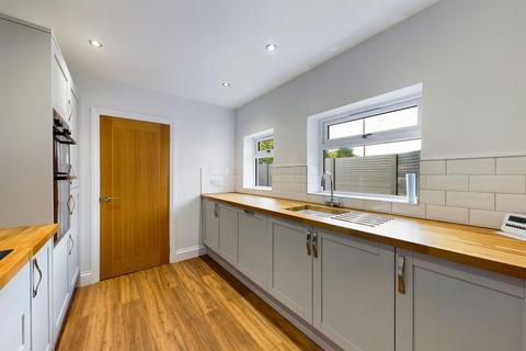 4 bedroom semi-detached house for sale - Forefield Lane, Crosby L23 9TJ