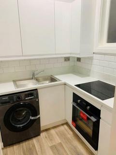 2 bedroom flat to rent, Walton street, Shawlands, Glasgow, G41