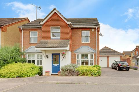 4 bedroom detached house for sale, Laburnum Way, Rayleigh, SS6