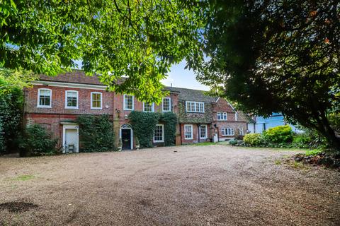 6 bedroom detached house for sale - High Street, Kings Langley, Hertfordshire, WD4