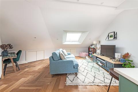 Flat 2, 2a Amies Street, London, SW11 2JL