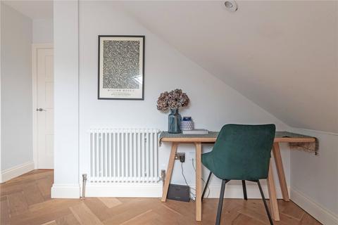 Flat 2, 2a Amies Street, London, SW11 2JL