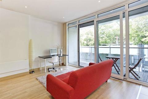 Studio to rent, Oswald Building, 374 Queenstown Road, London, SW11