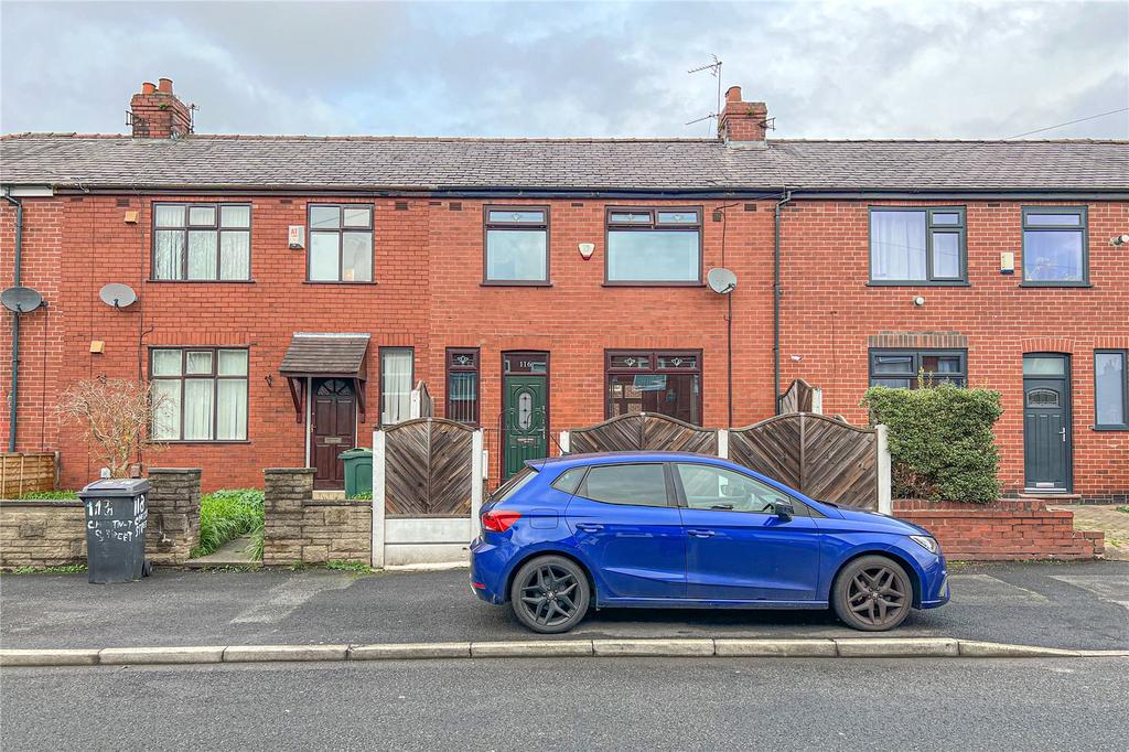 Chestnut Street, Chadderton, Oldham, OL9 3 bed terraced house £140,000