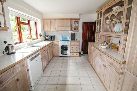 4 bedroom detached house for sale, Cottles Lane, Turleigh