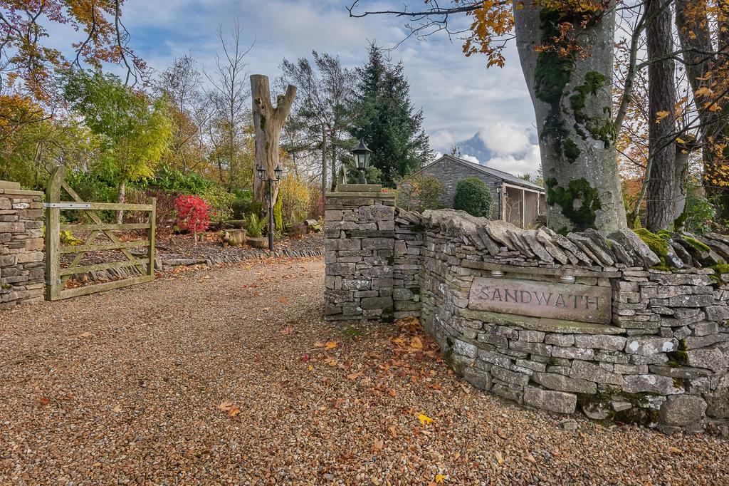 Entrance to Sandwath