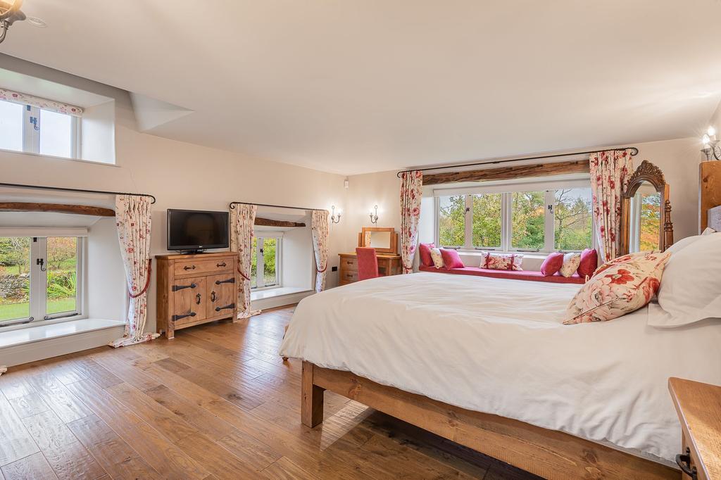 Sandwath Master Bedroom