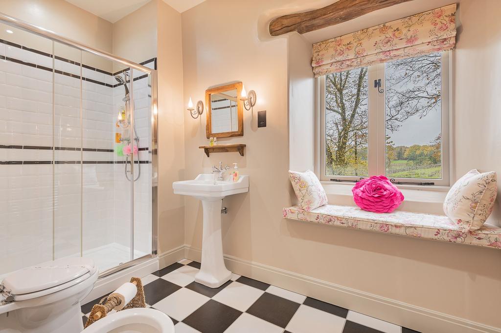 Sandwath Master Ensuite