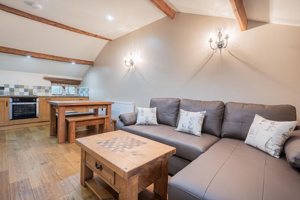 Sandwath Cottage Kitchen/Dining Area