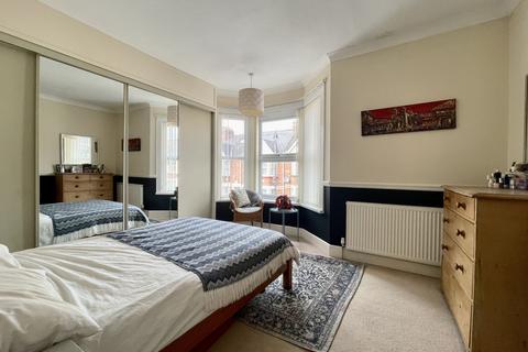 33 Duckworth Road, Exeter, EX2 9BP