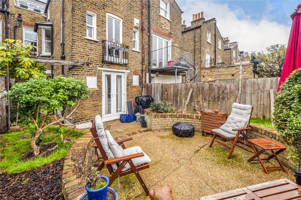Hubert Grove, London, SW9 2 bed flat £2,100 pcm (£485 pw)