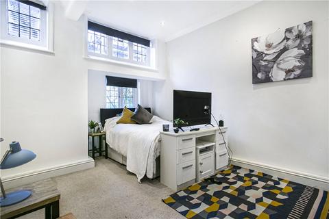 1 bedroom apartment for sale, Lower Edgeborough Road, Guildford, Surrey, GU1